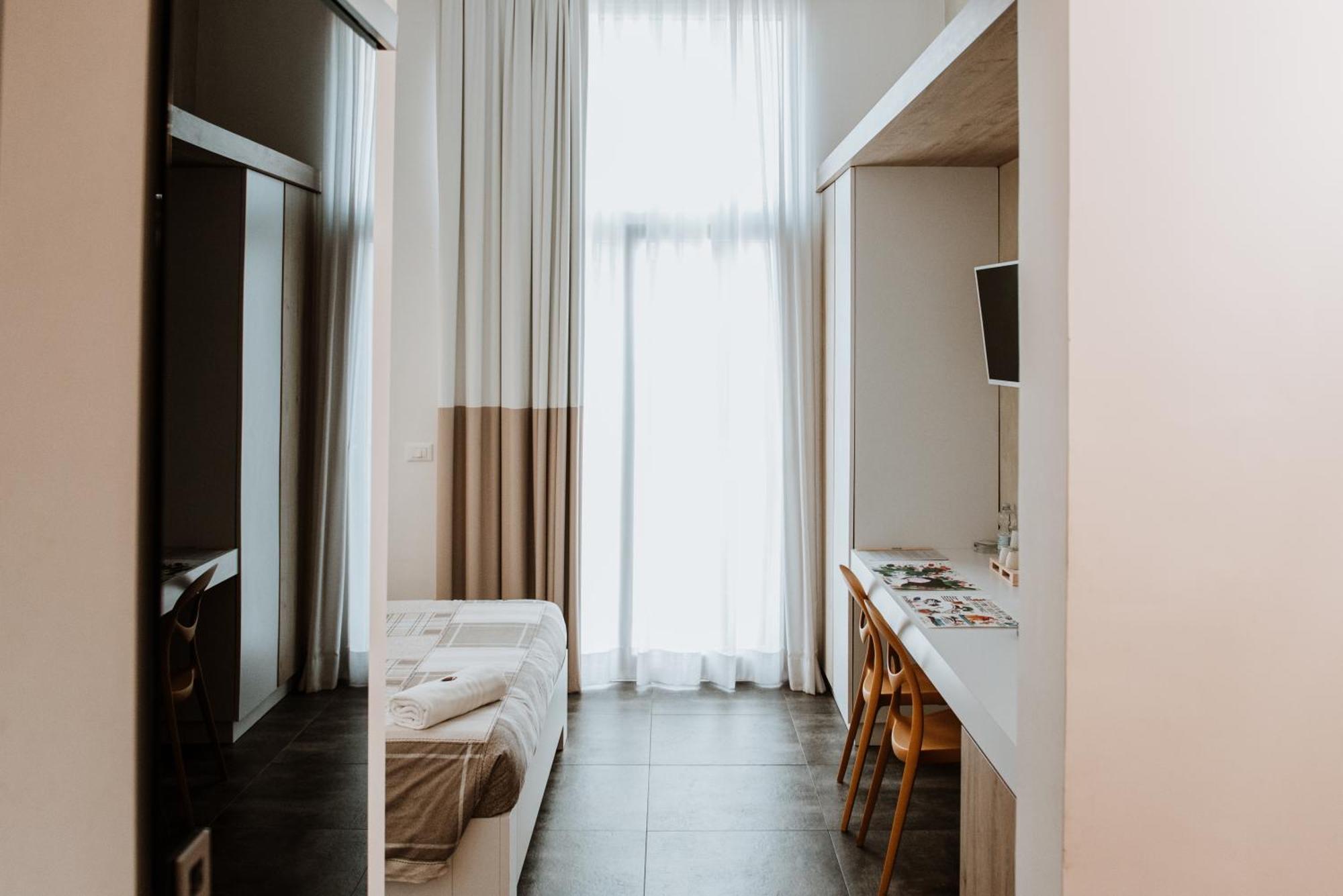 Terrae Hydrunti Bed and Breakfast Lecce Exteriör bild